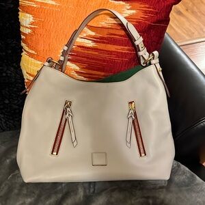 EUC Dooney and Bourke Florentine Medium sack hobo in Ecru.